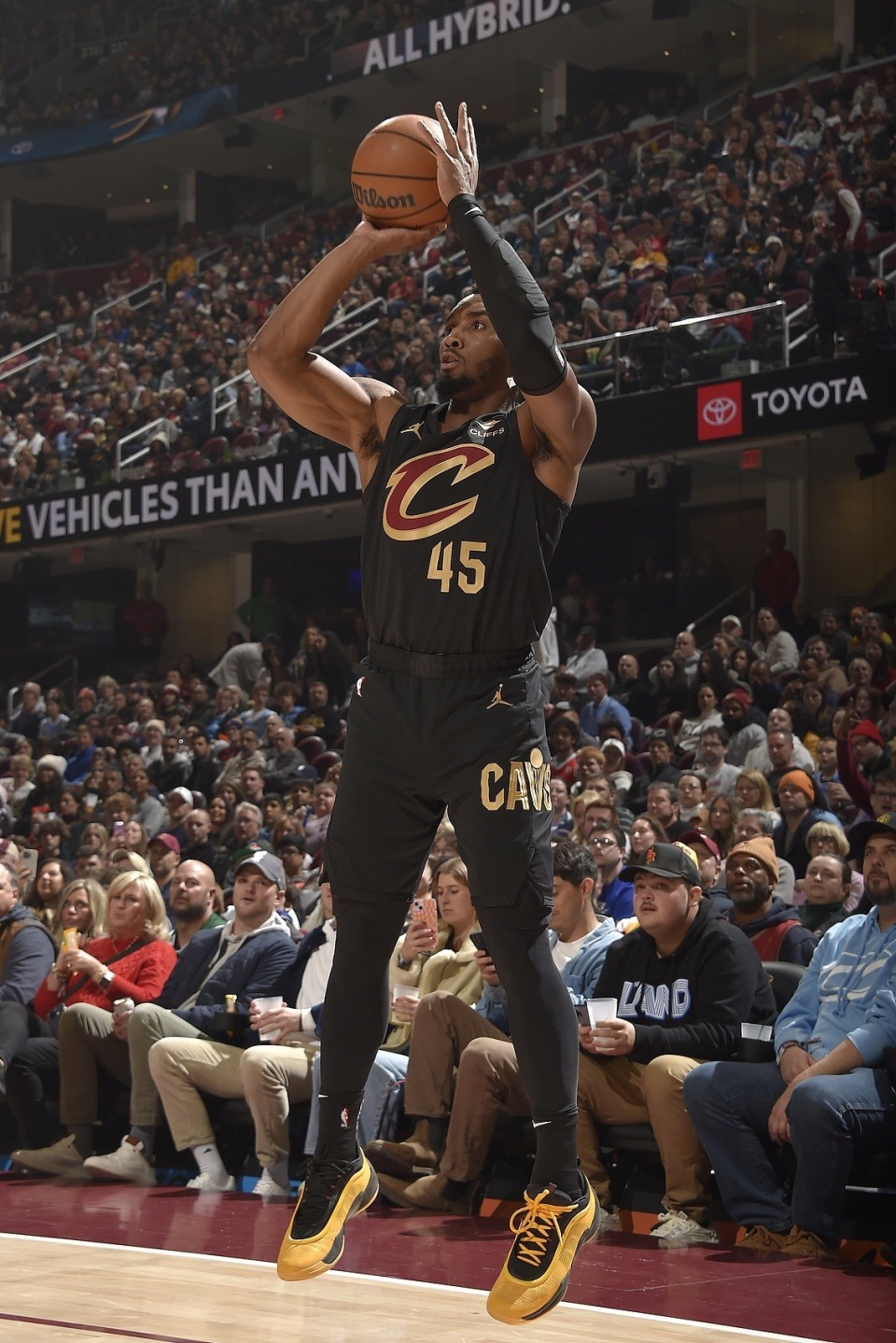 外媒：马来西亚足协就违规归化7名球员被禁赛一事向CAS上诉（外媒：因违规归化7将遭禁，马来西亚足协已向CAS提起上诉）