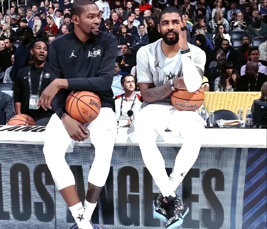 伊萨克到来-红军的首发怎么排？（伊萨克入队，红军首发该如何搭配？）