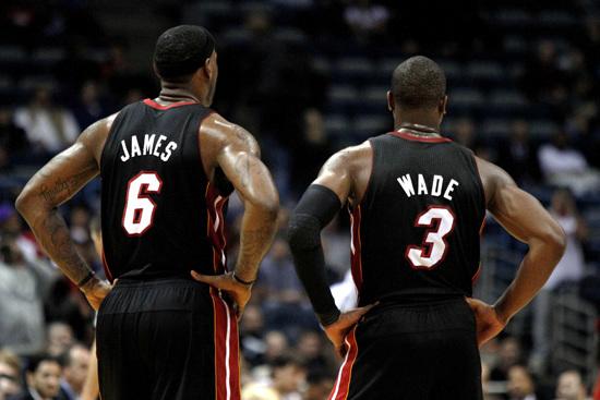 NBA掘金与凯尔特人鏖战三加时，比赛悬念十足（掘金鏖战凯尔特人三加时，悬念拉满）