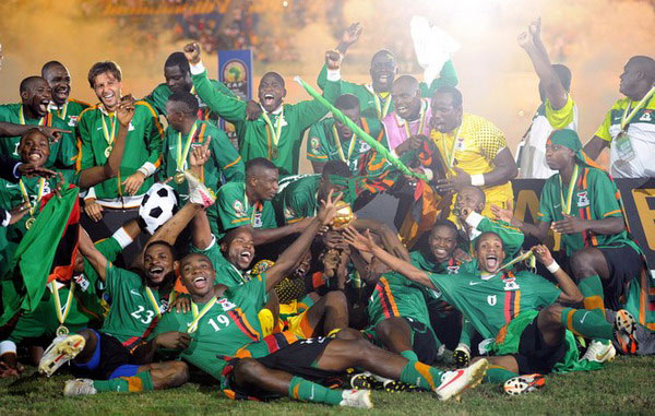 90分钟被绝平！亚洲冠军太水了，2轮1分沦为垫底，2大黑马排前二