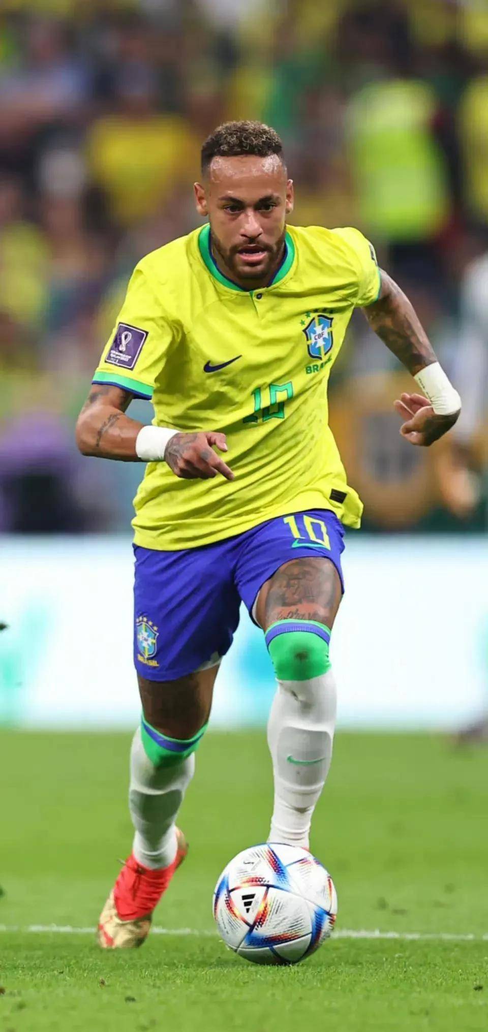 米体：意足协与裁判协会矛盾升级，后者主席扎皮或被起诉（米体：意足协与裁判协会冲突加剧，主席扎皮恐遭起诉）