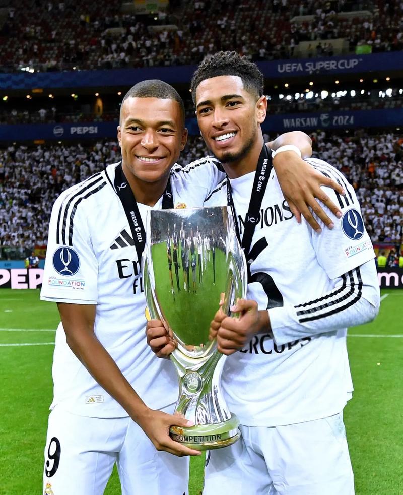 壶铃世锦赛后的金融温度